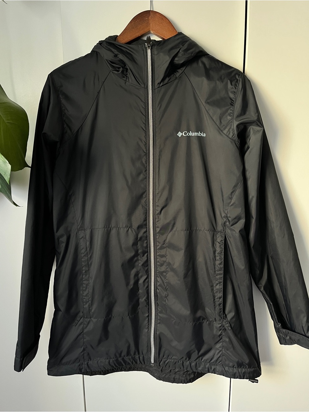 Columbia Women's Switchback Rain Jacket